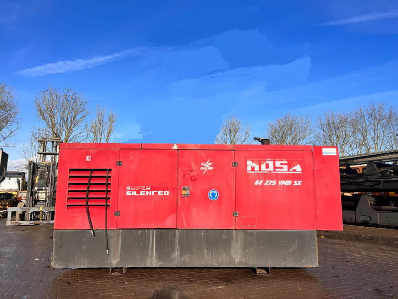MOSA GE 275 VPM SX 275kVA - Áramfejlesztő: 1 kép. MOSA GE 275 VPM SX 275kVA - Áramfejlesztő: 1 kép.