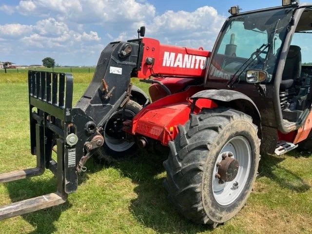 Manitou MLT735 120 LSU - Teleszkópos rakodó: 4 kép. Manitou MLT735 120 LSU - Teleszkópos rakodó: 4 kép.