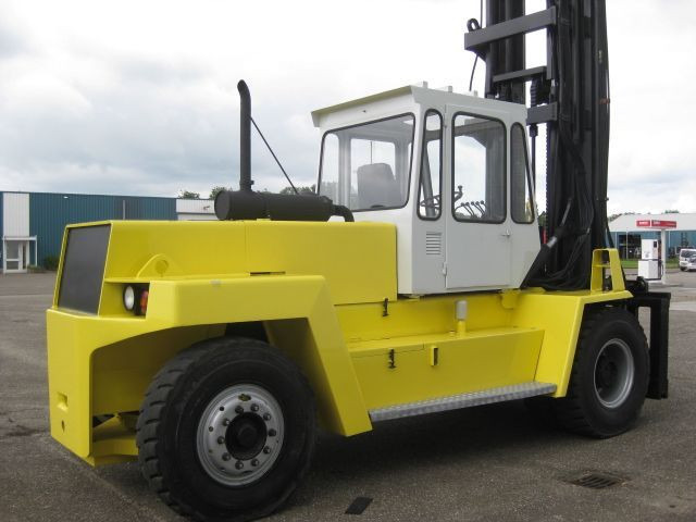 Svetruck 15120-35 - Dízel targonca: 5 kép. Svetruck 15120-35 - Dízel targonca: 5 kép.