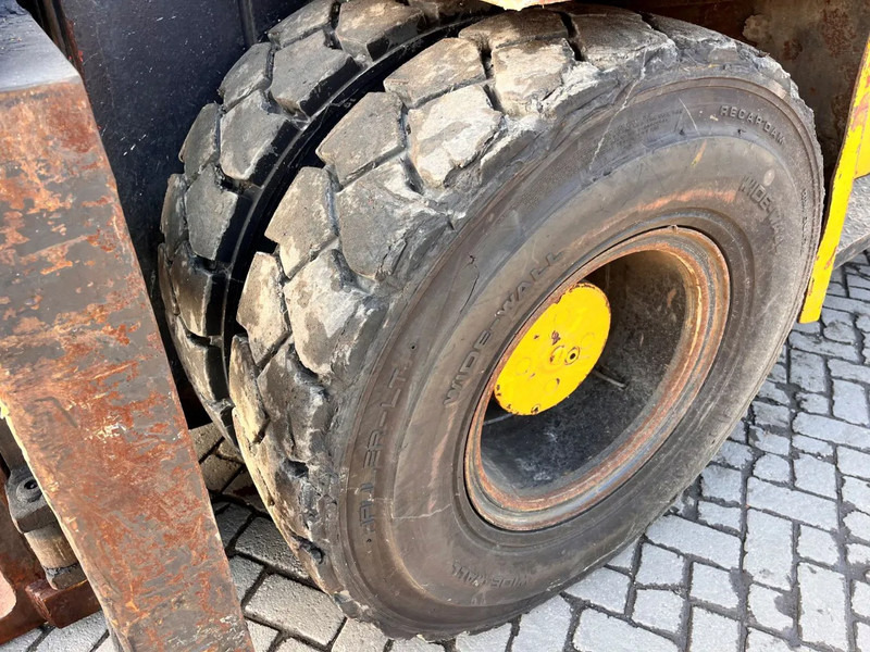 Dízel targonca Svetruck 18 60 33  TRIPLEX MAST: 8 kép.