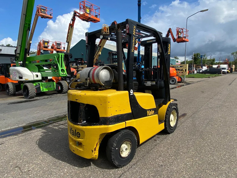 Yale GLP30VXE195 - Gázüzemű targonca: 5 kép. Yale GLP30VXE195 - Gázüzemű targonca: 5 kép.