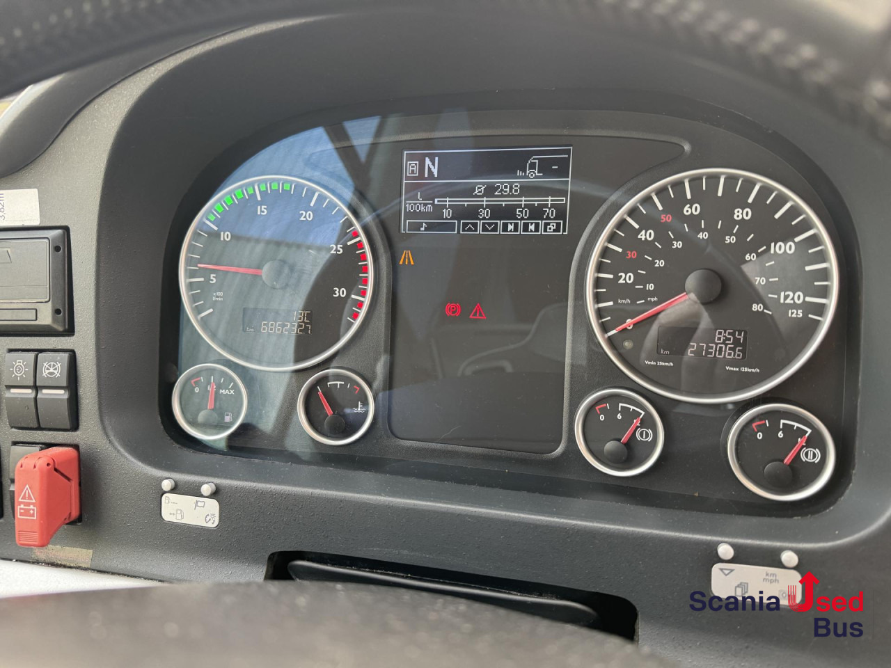 MAN Lion's Coach R08 13.8m 100 Years Edition - Távolsági busz: 3 kép. MAN Lion's Coach R08 13.8m 100 Years Edition - Távolsági busz: 3 kép.