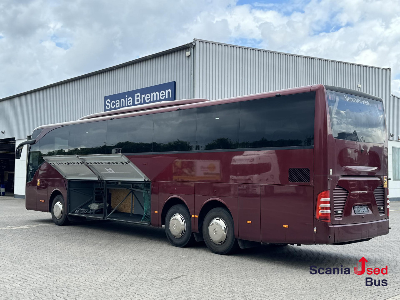 Távolsági busz MERCEDES-BENZ Tourismo O 350 RHD-M 12.96m Luxline: 11 kép. Távolsági busz MERCEDES-BENZ Tourismo O 350 RHD-M 12.96m Luxline: 11 kép.
