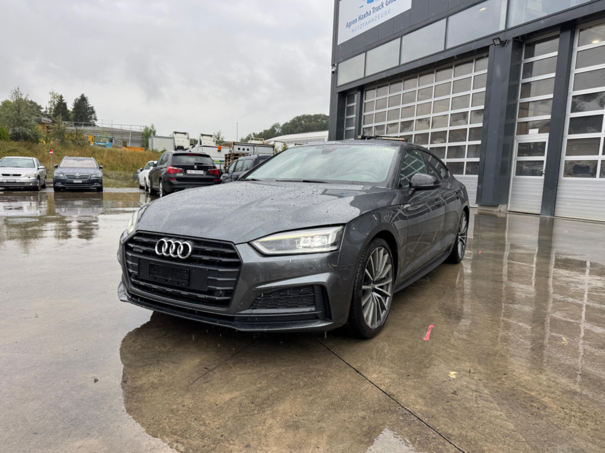 AUDI A5 2.0TFSI QUATTRO S-Line - Autó: 1 kép. AUDI A5 2.0TFSI QUATTRO S-Line - Autó: 1 kép.