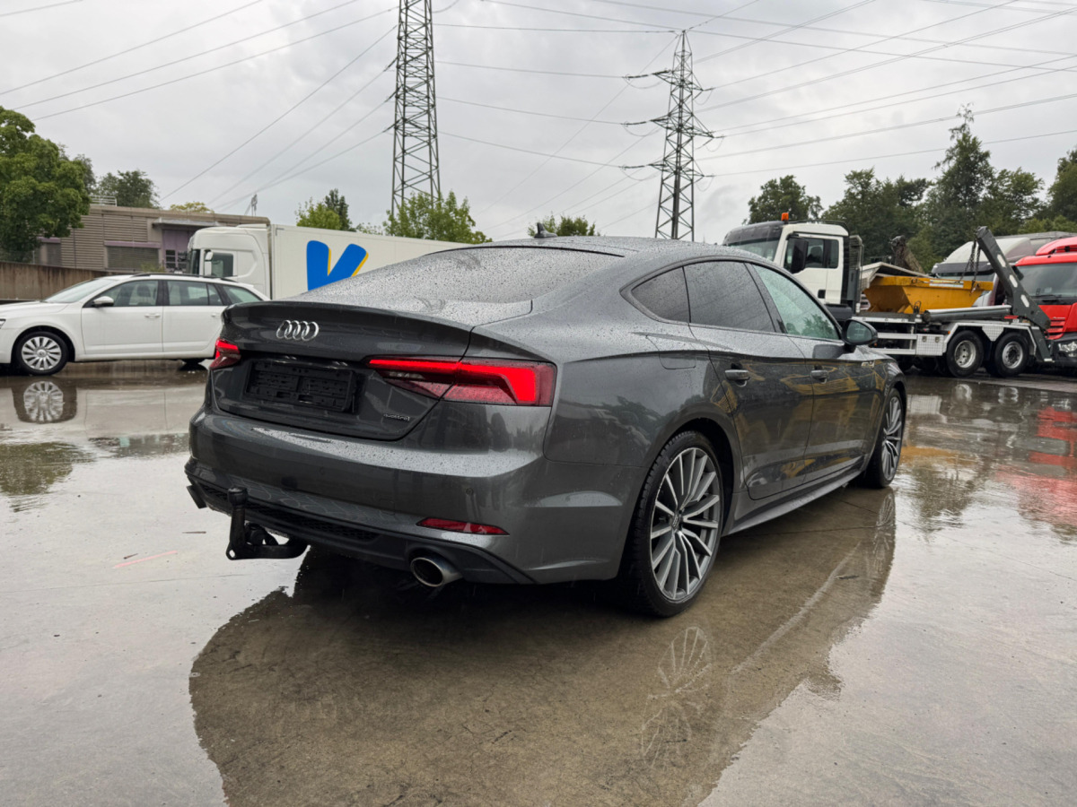 AUDI A5 2.0TFSI QUATTRO S-Line - Autó: 5 kép. AUDI A5 2.0TFSI QUATTRO S-Line - Autó: 5 kép.