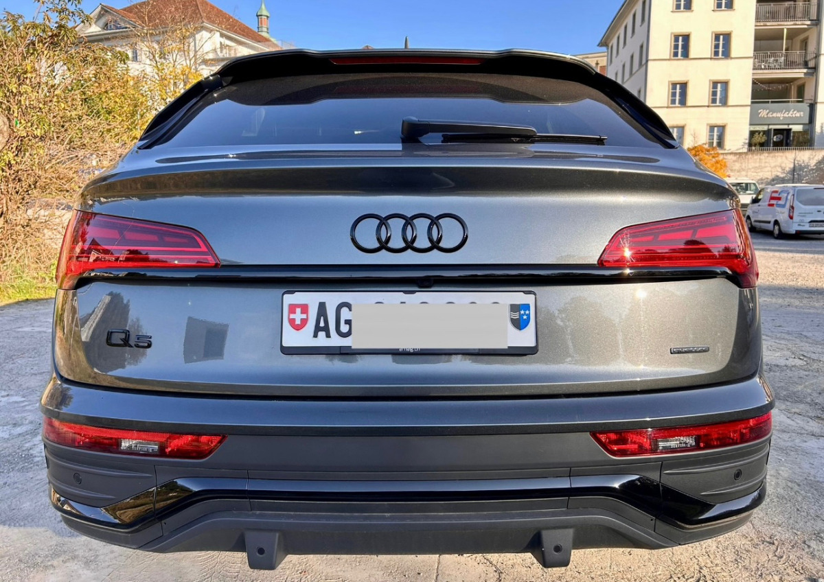 AUDI Q5 Sportback - Autó: 4 kép. AUDI Q5 Sportback - Autó: 4 kép.