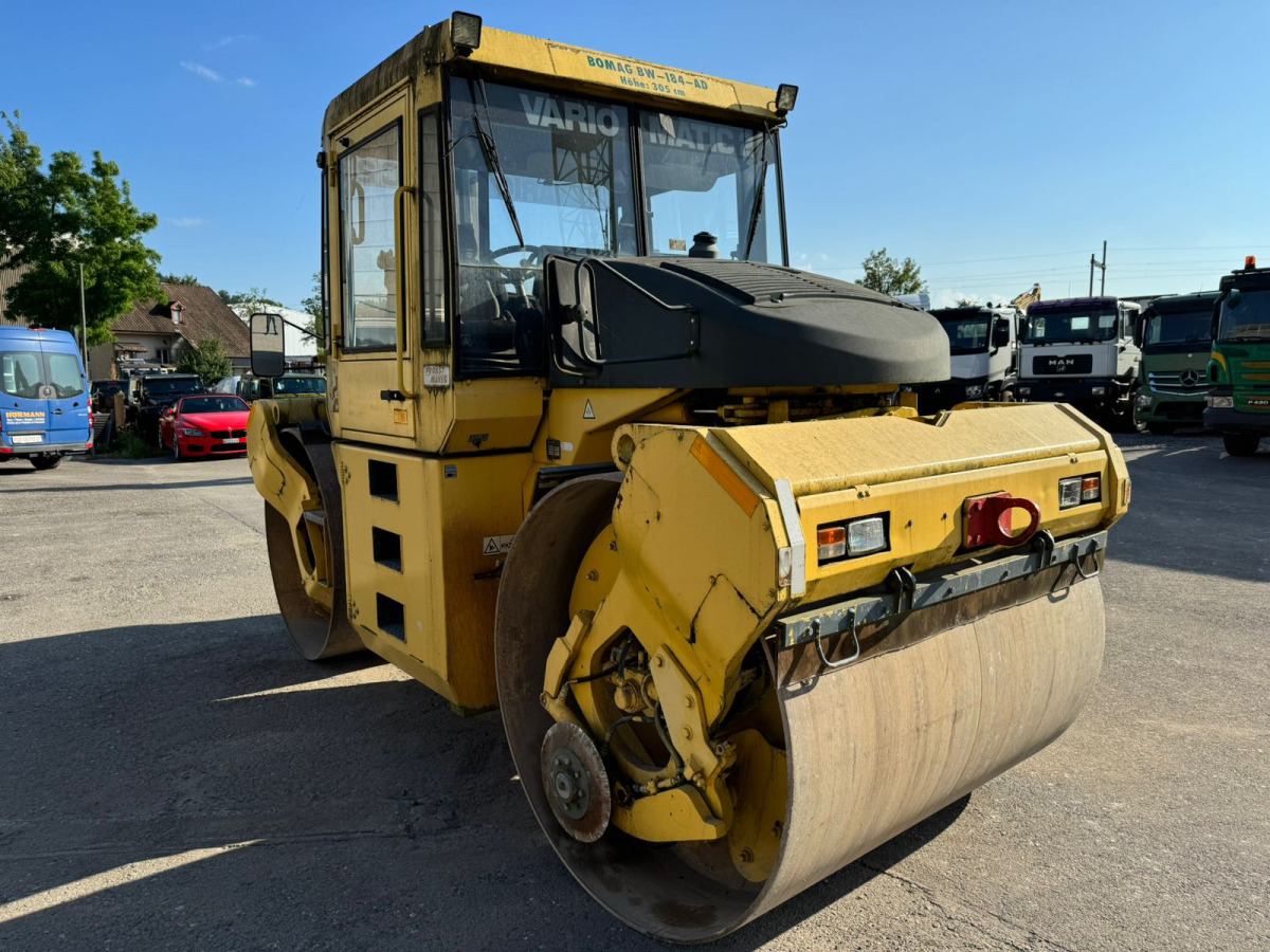 BOMAG BW 184 AD - Úthenger: 5 kép. BOMAG BW 184 AD - Úthenger: 5 kép.