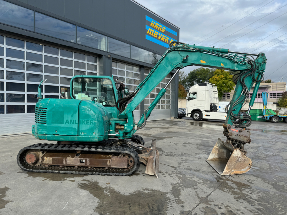CATERPILLAR 308E2CR Oilquick 3x Schaufeln - Lánctalpas kotró: 4 kép. CATERPILLAR 308E2CR Oilquick 3x Schaufeln - Lánctalpas kotró: 4 kép.