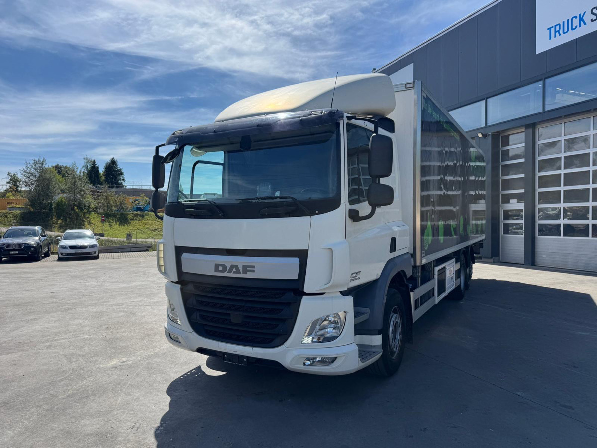 DAF CF370 6x2 Retarder Carrier 850 - Hűtős teherautó: 1 kép. DAF CF370 6x2 Retarder Carrier 850 - Hűtős teherautó: 1 kép.