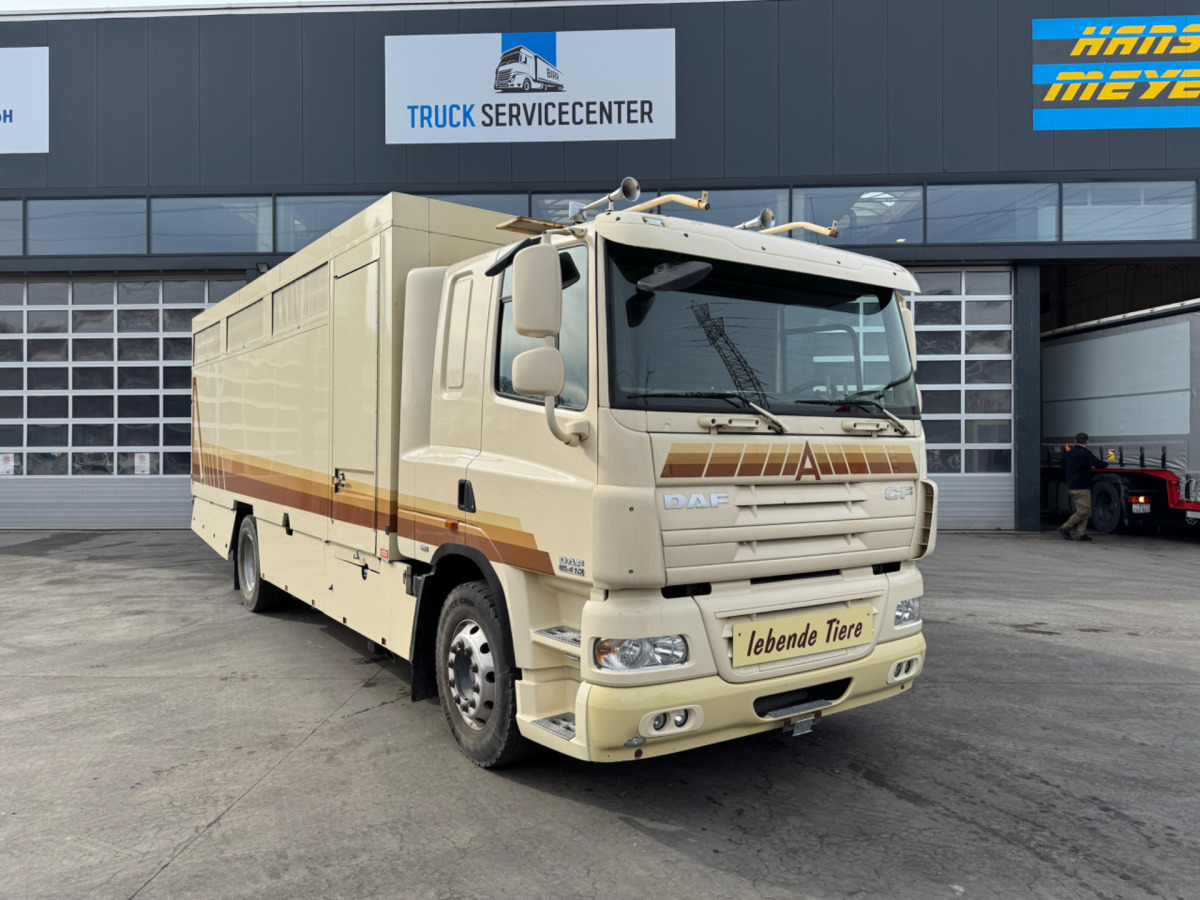 DAF CF410 4x2 - Állatszállító teherautó: 3 kép. DAF CF410 4x2 - Állatszállító teherautó: 3 kép.