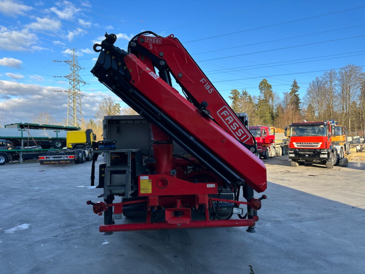 FASSI 185-5 mit Heckkonsole - Rakodódaru: 2 kép. FASSI 185-5 mit Heckkonsole - Rakodódaru: 2 kép.