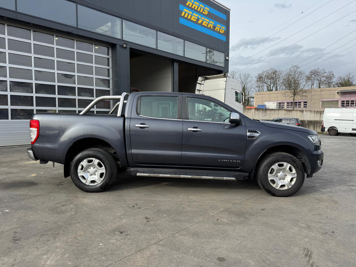 FORD Ranger 3.2 Diesel 4x4 - Pickup: 3 kép. FORD Ranger 3.2 Diesel 4x4 - Pickup: 3 kép.