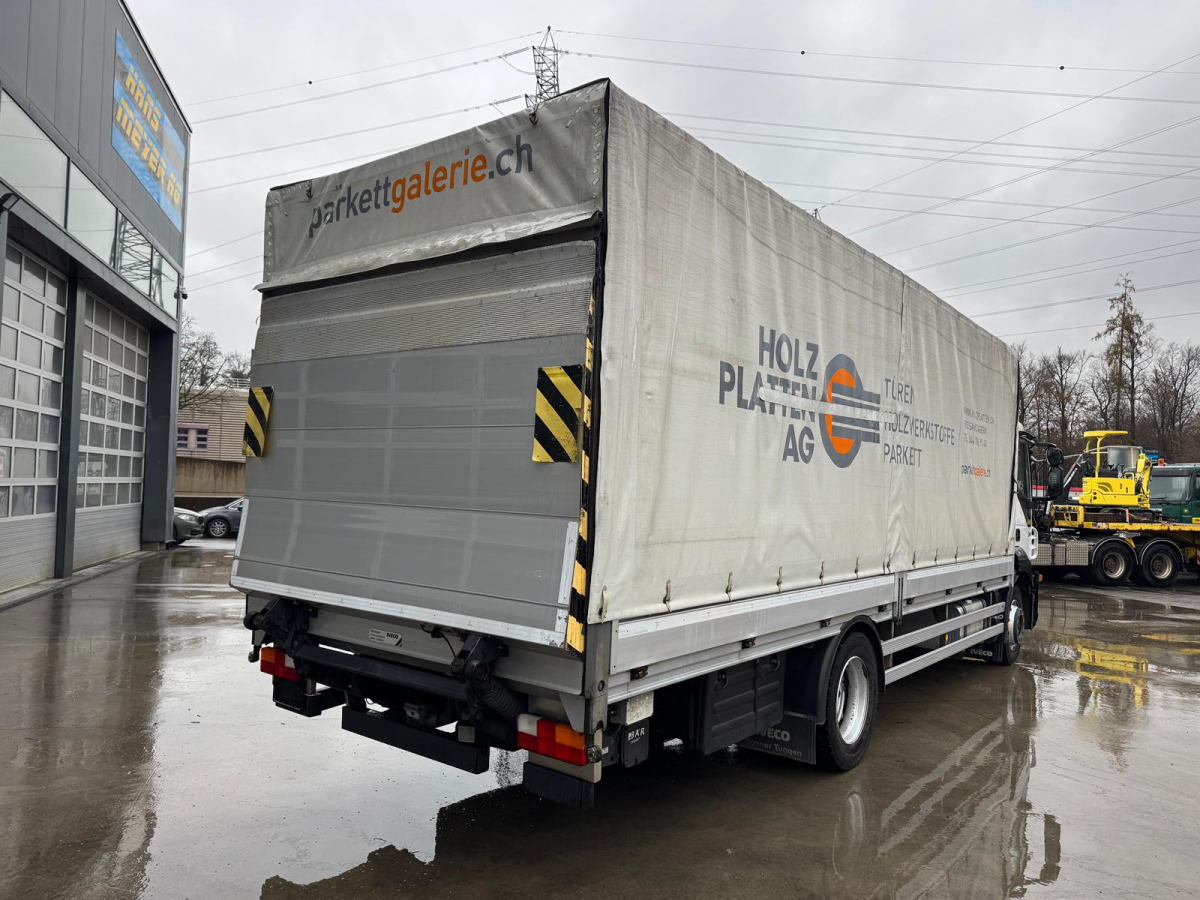 IVECO Stralis 310 4x2 - Ponyvás teherautó: 5 kép. IVECO Stralis 310 4x2 - Ponyvás teherautó: 5 kép.