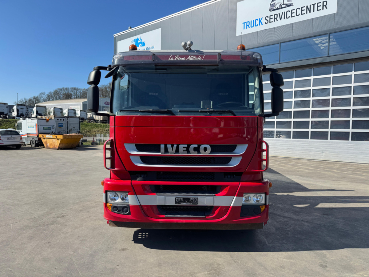 IVECO Stralis 360 6x2 PK16502-2 Machinery Taxi - Darus autó: 4 kép. IVECO Stralis 360 6x2 PK16502-2 Machinery Taxi - Darus autó: 4 kép.