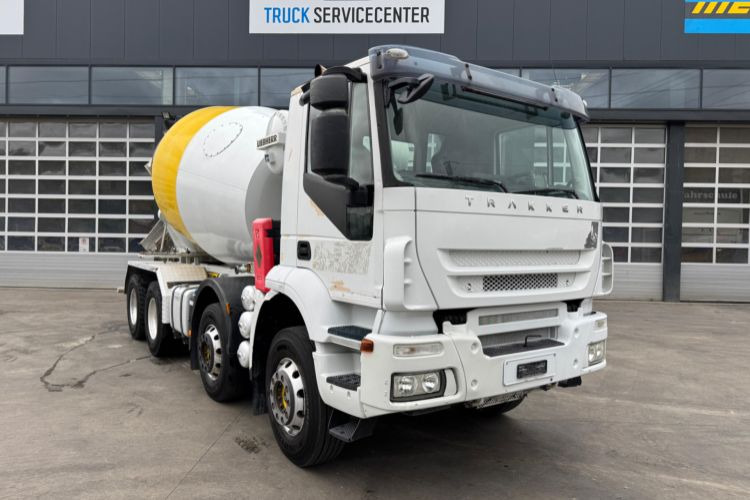 Iveco Trakker 450 8x4 (Liebherr 9m3 2018) - Betonmixer: 3 kép. Iveco Trakker 450 8x4 (Liebherr 9m3 2018) - Betonmixer: 3 kép.