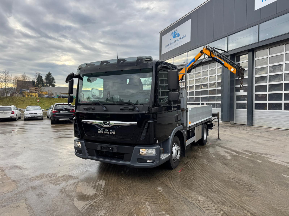 MAN TGL 12.250 Effer 35/3 - Darus autó: 1 kép. MAN TGL 12.250 Effer 35/3 - Darus autó: 1 kép.