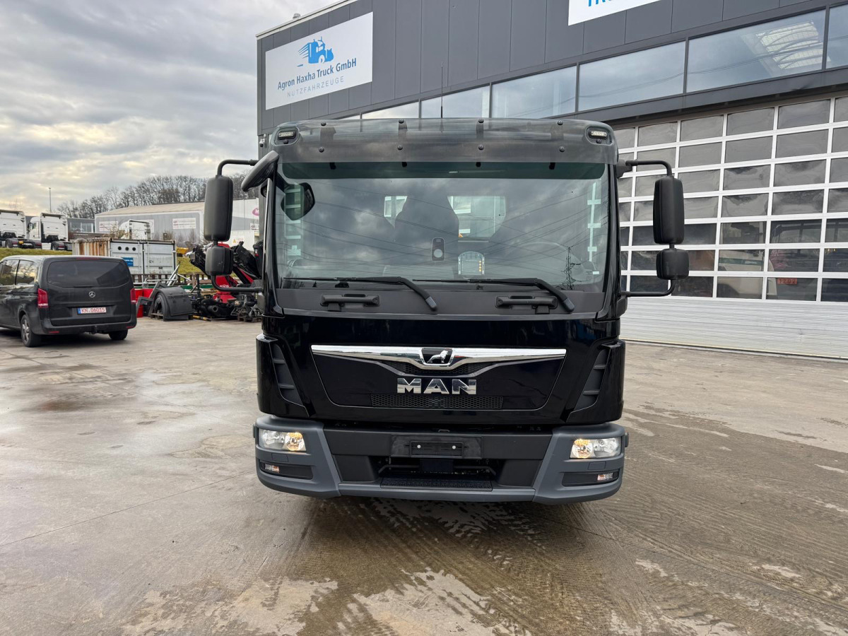 MAN TGL 12.250 Effer 35/3 - Darus autó: 3 kép. MAN TGL 12.250 Effer 35/3 - Darus autó: 3 kép.