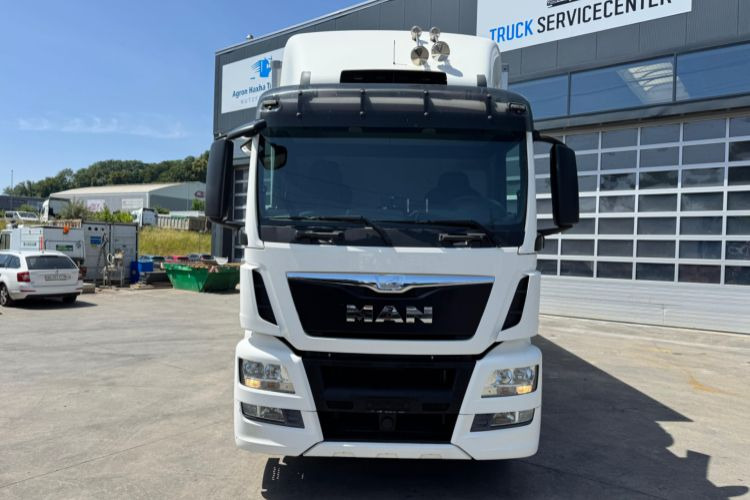 MAN TGS 18.400 4x2 Supra 750 - Hűtős teherautó: 2 kép. MAN TGS 18.400 4x2 Supra 750 - Hűtős teherautó: 2 kép.
