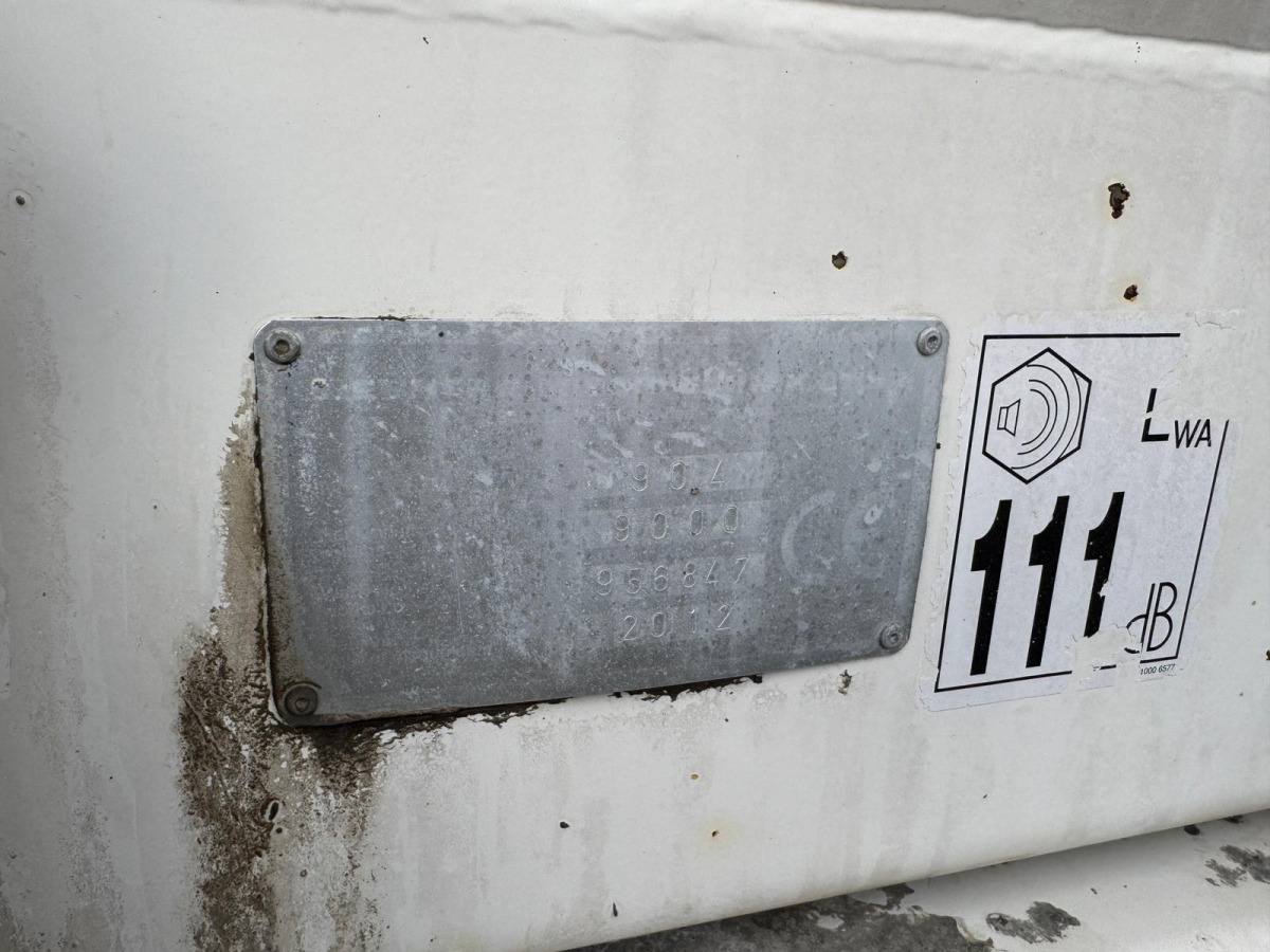 Betonmixer MAN TGS 32.440 8x4 Liebherr 9m3: 11 kép. Betonmixer MAN TGS 32.440 8x4 Liebherr 9m3: 11 kép.