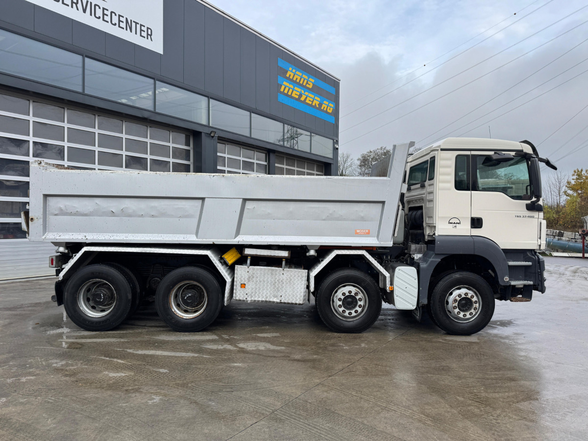 MAN TGS 37.480 8x4 Moser - Billenőplatós teherautó: 4 kép. MAN TGS 37.480 8x4 Moser - Billenőplatós teherautó: 4 kép.