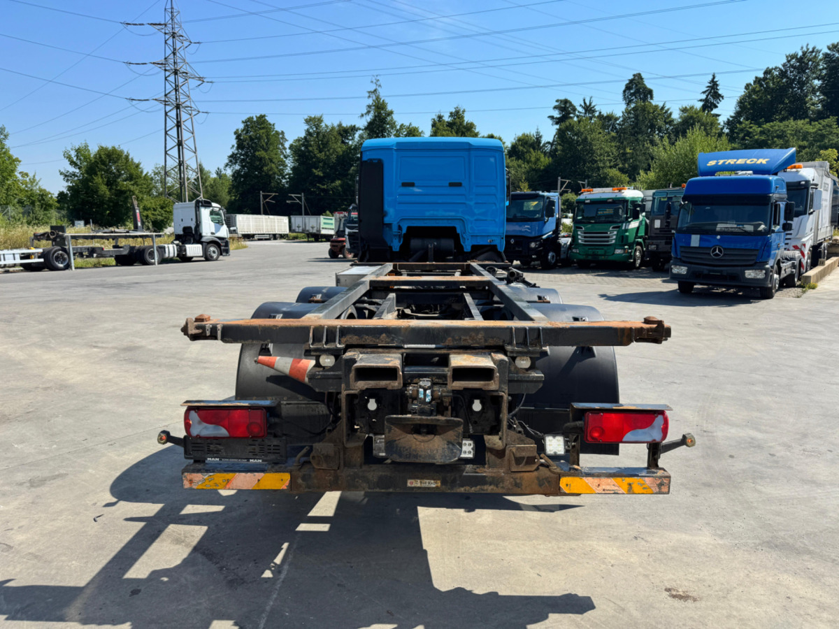 MAN TGX 26.480 6x2 Kompressor - Cserefelépítményes teherautó: 5 kép. MAN TGX 26.480 6x2 Kompressor - Cserefelépítményes teherautó: 5 kép.