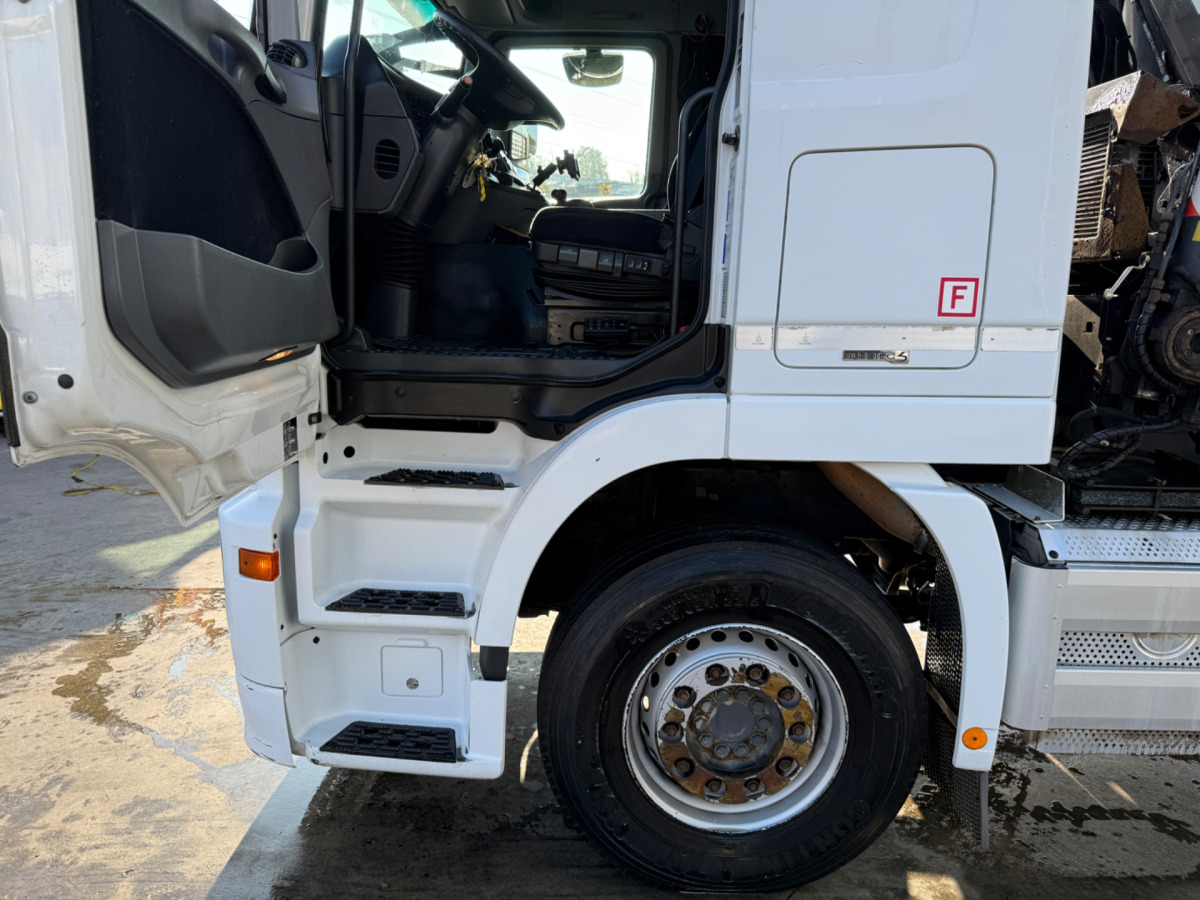 MERCEDES Actros 2548 6x2 Hiab 244-5 lízing MERCEDES Actros 2548 6x2 Hiab 244-5: 12 kép. MERCEDES Actros 2548 6x2 Hiab 244-5 lízing MERCEDES Actros 2548 6x2 Hiab 244-5: 12 kép.