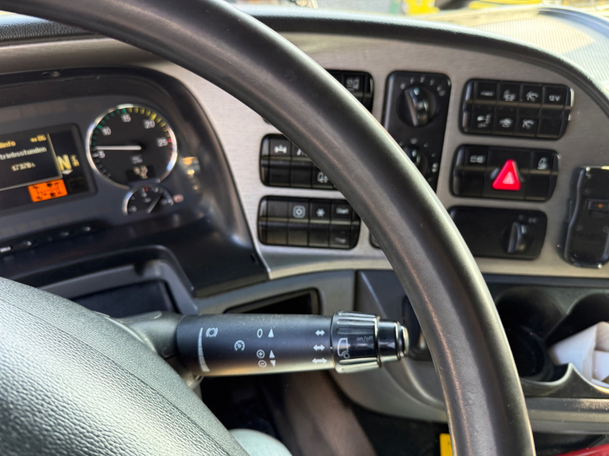 MERCEDES Actros 2548 6x2 Hiab 244-5 lízing MERCEDES Actros 2548 6x2 Hiab 244-5: 16 kép. MERCEDES Actros 2548 6x2 Hiab 244-5 lízing MERCEDES Actros 2548 6x2 Hiab 244-5: 16 kép.