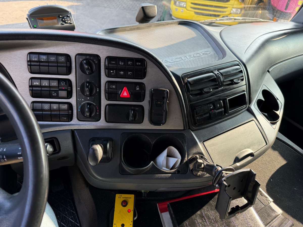 MERCEDES Actros 2548 6x2 Hiab 244-5 lízing MERCEDES Actros 2548 6x2 Hiab 244-5: 15 kép. MERCEDES Actros 2548 6x2 Hiab 244-5 lízing MERCEDES Actros 2548 6x2 Hiab 244-5: 15 kép.