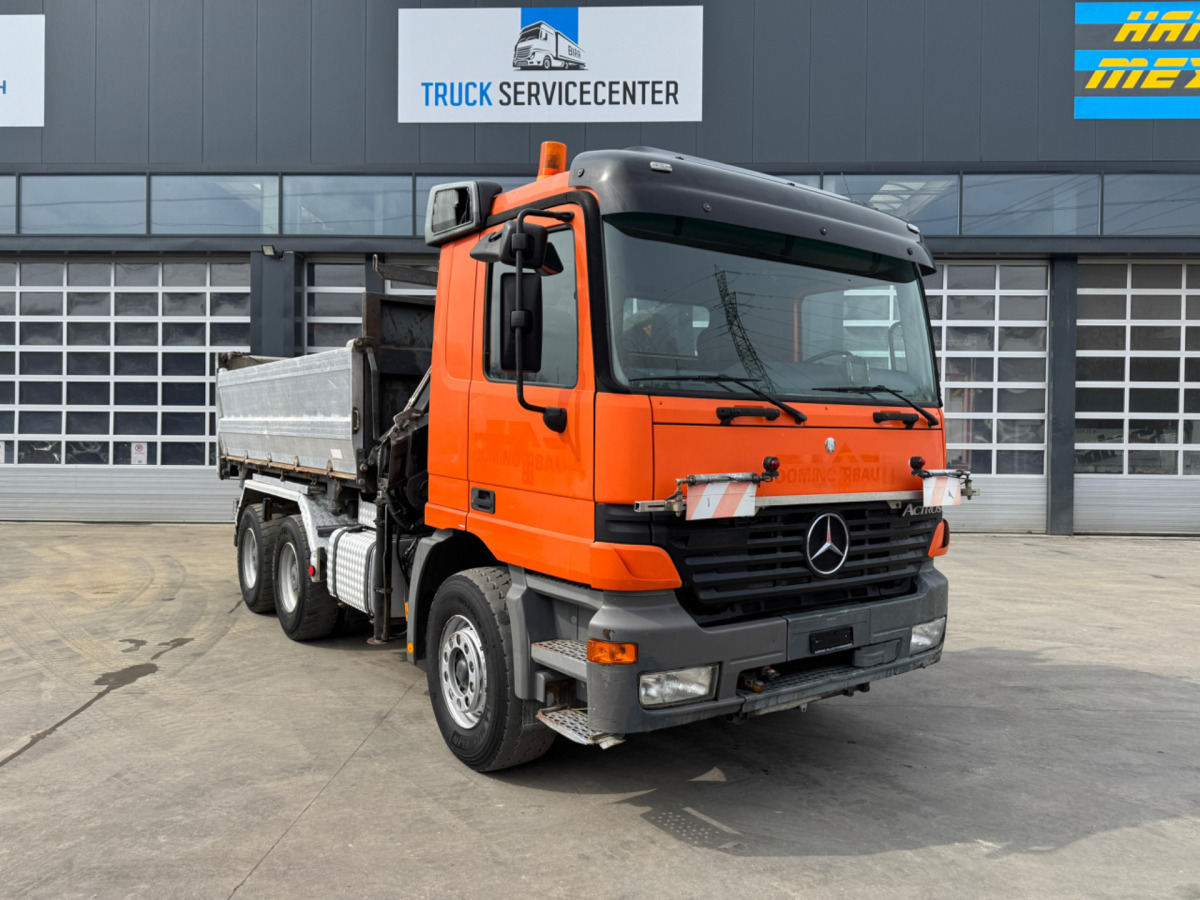 MERCEDES Actros 2653 V8 Hiab 135-4 - Darus autó: 5 kép. MERCEDES Actros 2653 V8 Hiab 135-4 - Darus autó: 5 kép.