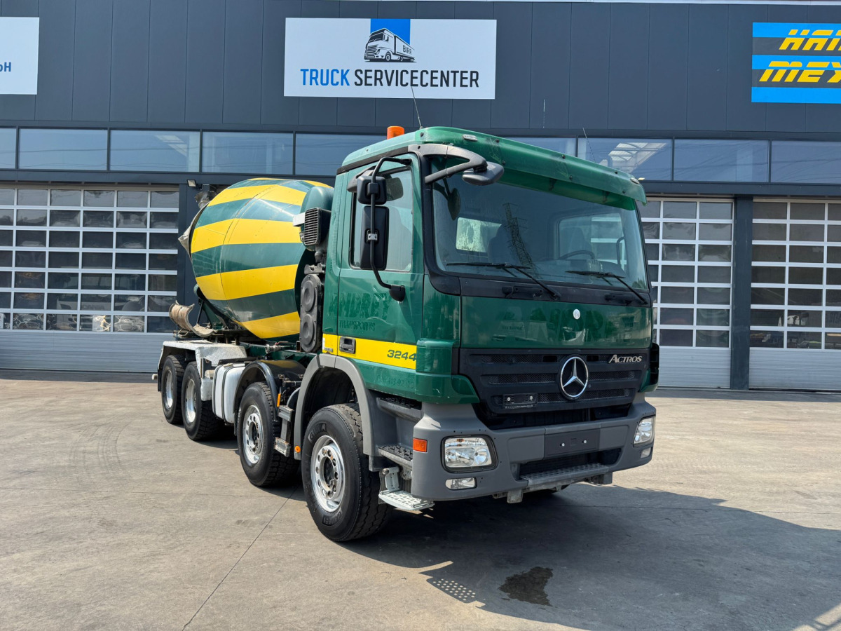 MERCEDES Actros 3244 8x4 Liebherr 9m3 - Betonmixer: 3 kép. MERCEDES Actros 3244 8x4 Liebherr 9m3 - Betonmixer: 3 kép.
