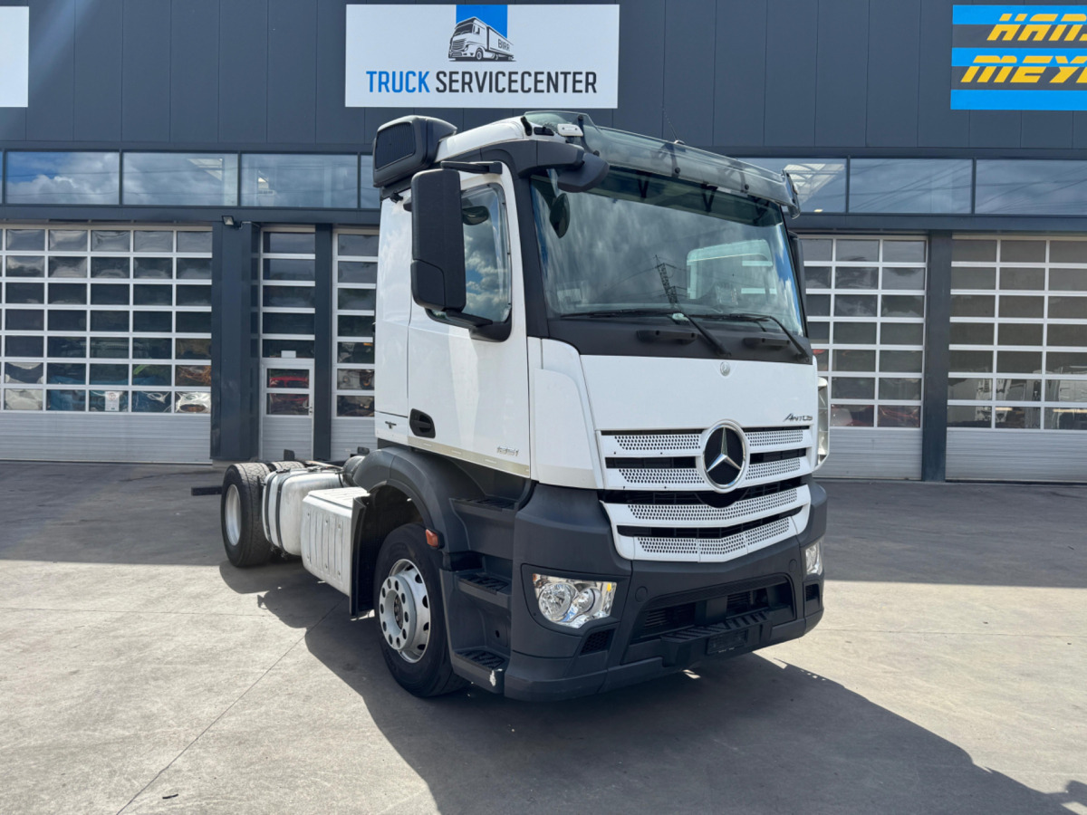 MERCEDES Antos 1851 4x2 - Alvaz teherautó: 3 kép. MERCEDES Antos 1851 4x2 - Alvaz teherautó: 3 kép.
