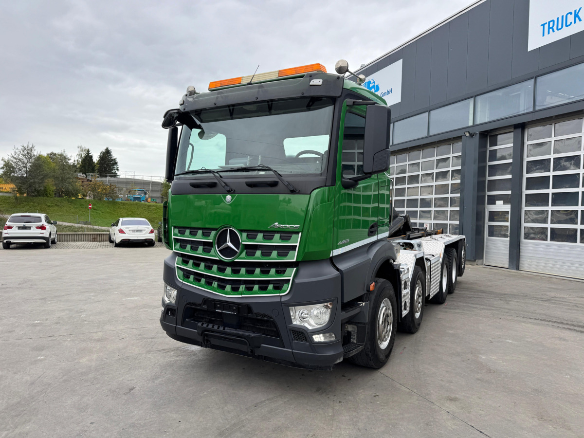 MERCEDES Arocs 4453 10x4 Mobas - Horgos rakodó teherautó: 1 kép. MERCEDES Arocs 4453 10x4 Mobas - Horgos rakodó teherautó: 1 kép.