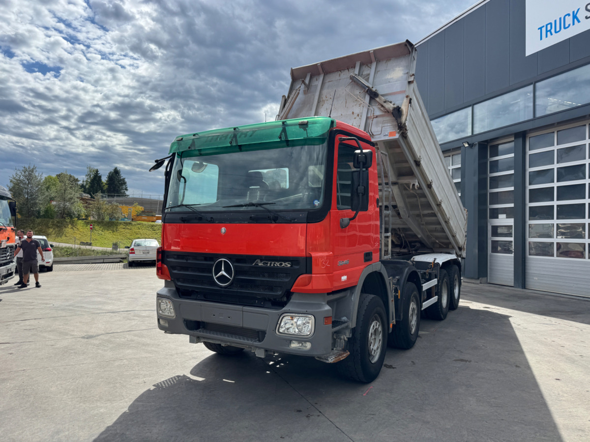 MERCEDES BENZ ACTROS 3246 C8668 - Billenőplatós teherautó: 1 kép. MERCEDES BENZ ACTROS 3246 C8668 - Billenőplatós teherautó: 1 kép.