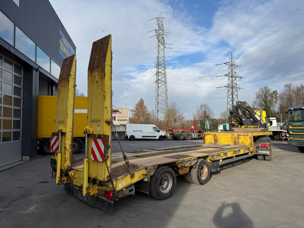 MÜLLER-MITTELTAL 2A Gelenkt - Félpótkocsi mélybölcsős: 4 kép. MÜLLER-MITTELTAL 2A Gelenkt - Félpótkocsi mélybölcsős: 4 kép.