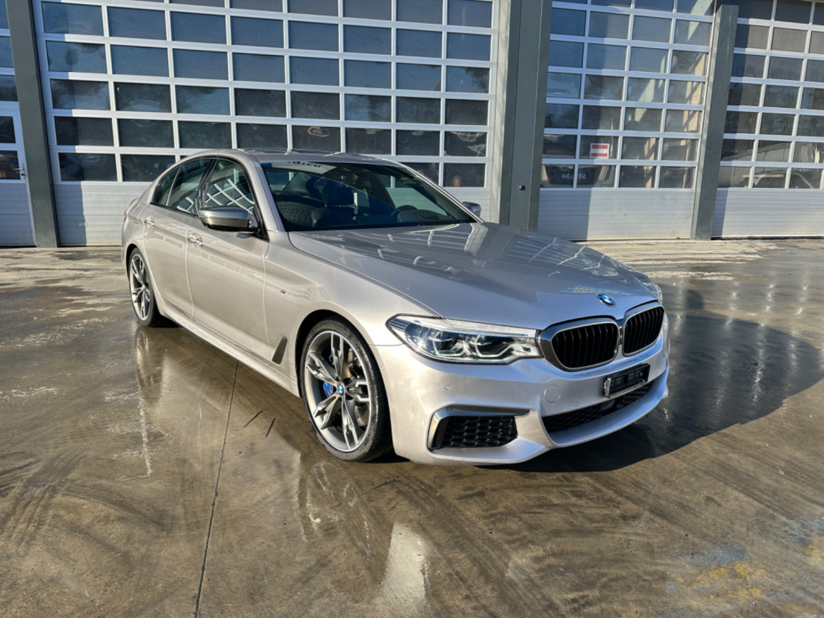 Marke BMW M550D xDrive - Szedán: 3 kép. Marke BMW M550D xDrive - Szedán: 3 kép.