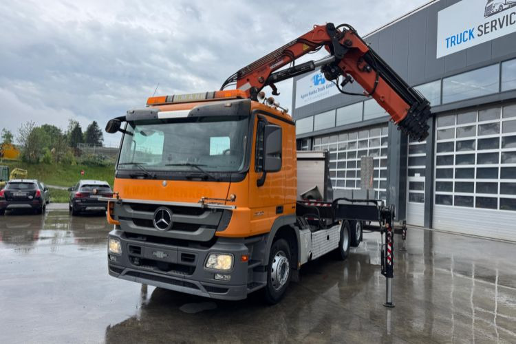 Mercedes-Benz Actros 2548 Atlas 290 Baumaschinentaxi - Darus autó: 2 kép. Mercedes-Benz Actros 2548 Atlas 290 Baumaschinentaxi - Darus autó: 2 kép.