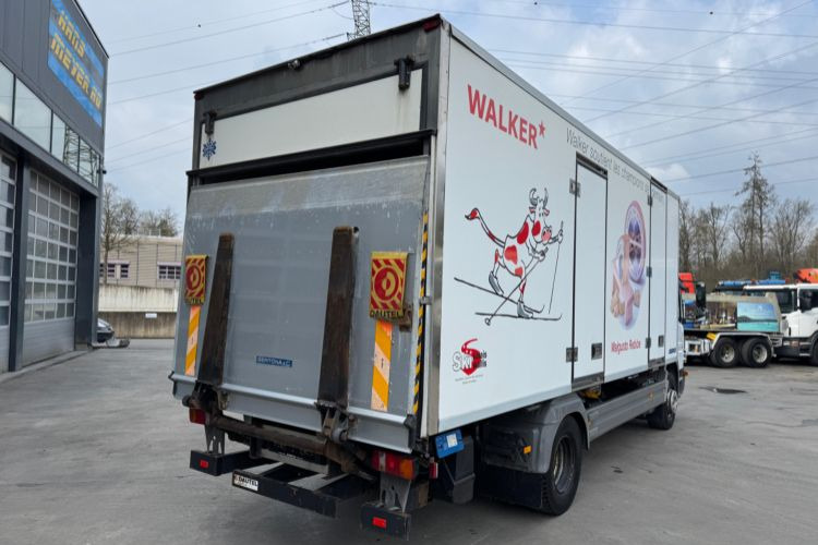 Mercedes-Benz Atego 1629 4x2 Carrier Supra 750 - Hűtős teherautó: 5 kép. Mercedes-Benz Atego 1629 4x2 Carrier Supra 750 - Hűtős teherautó: 5 kép.