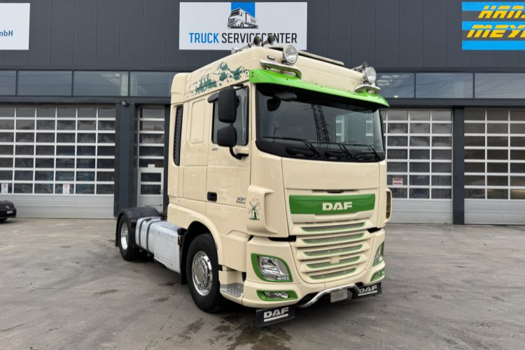 DAF XF460 4x2 - Nyergesvontató: 3 kép. DAF XF460 4x2 - Nyergesvontató: 3 kép.