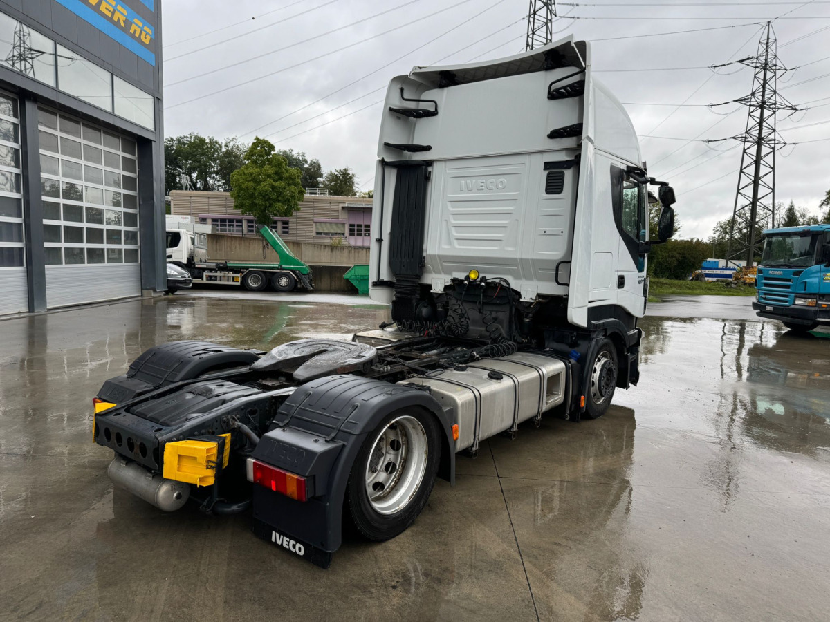 IVECO Stralis 420 Mega - Nyergesvontató: 3 kép. IVECO Stralis 420 Mega - Nyergesvontató: 3 kép.