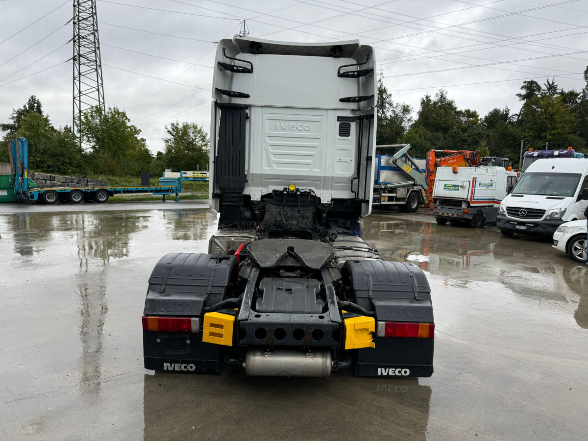 IVECO Stralis 420 Mega - Nyergesvontató: 4 kép. IVECO Stralis 420 Mega - Nyergesvontató: 4 kép.