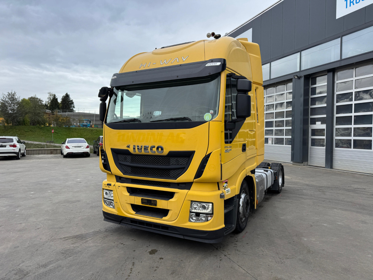 IVECO Stralis 460 4x2 - Nyergesvontató: 1 kép. IVECO Stralis 460 4x2 - Nyergesvontató: 1 kép.