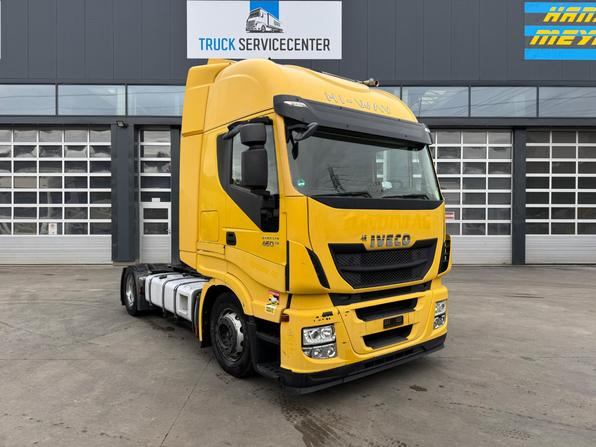 IVECO Stralis 460 4x2 - Nyergesvontató: 3 kép. IVECO Stralis 460 4x2 - Nyergesvontató: 3 kép.