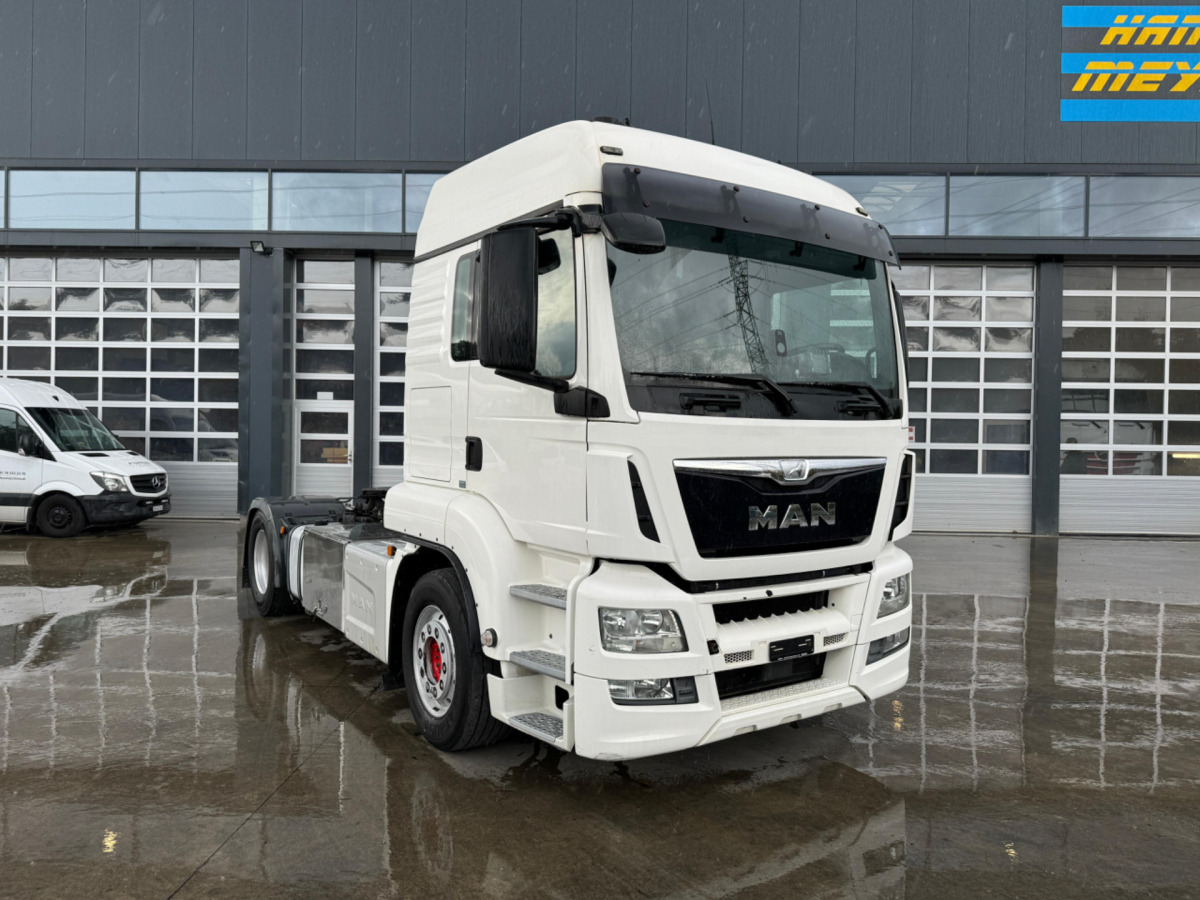 MAN TGS 18.440 4x2 Hydraulikpumpe - Nyergesvontató: 3 kép. MAN TGS 18.440 4x2 Hydraulikpumpe - Nyergesvontató: 3 kép.