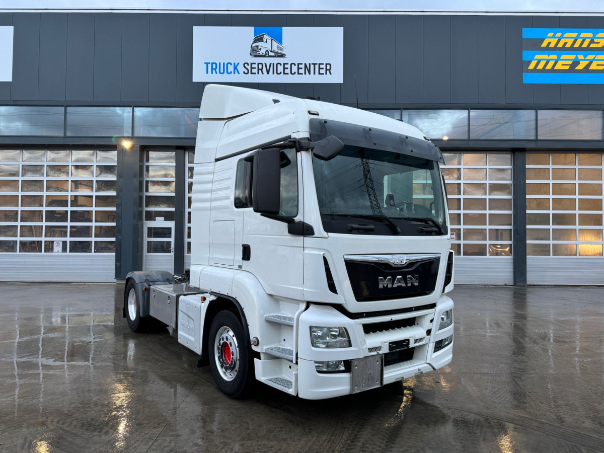 MAN TGS 18.440 ADR Nebenabtrieb Getriebe - Nyergesvontató: 3 kép. MAN TGS 18.440 ADR Nebenabtrieb Getriebe - Nyergesvontató: 3 kép.