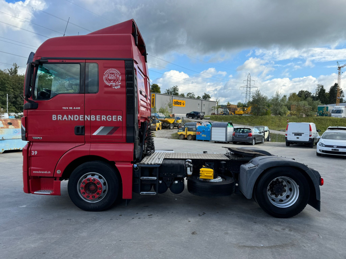 Nyergesvontató MAN TGX 18.440 4x2 XL C0703: 8 kép.