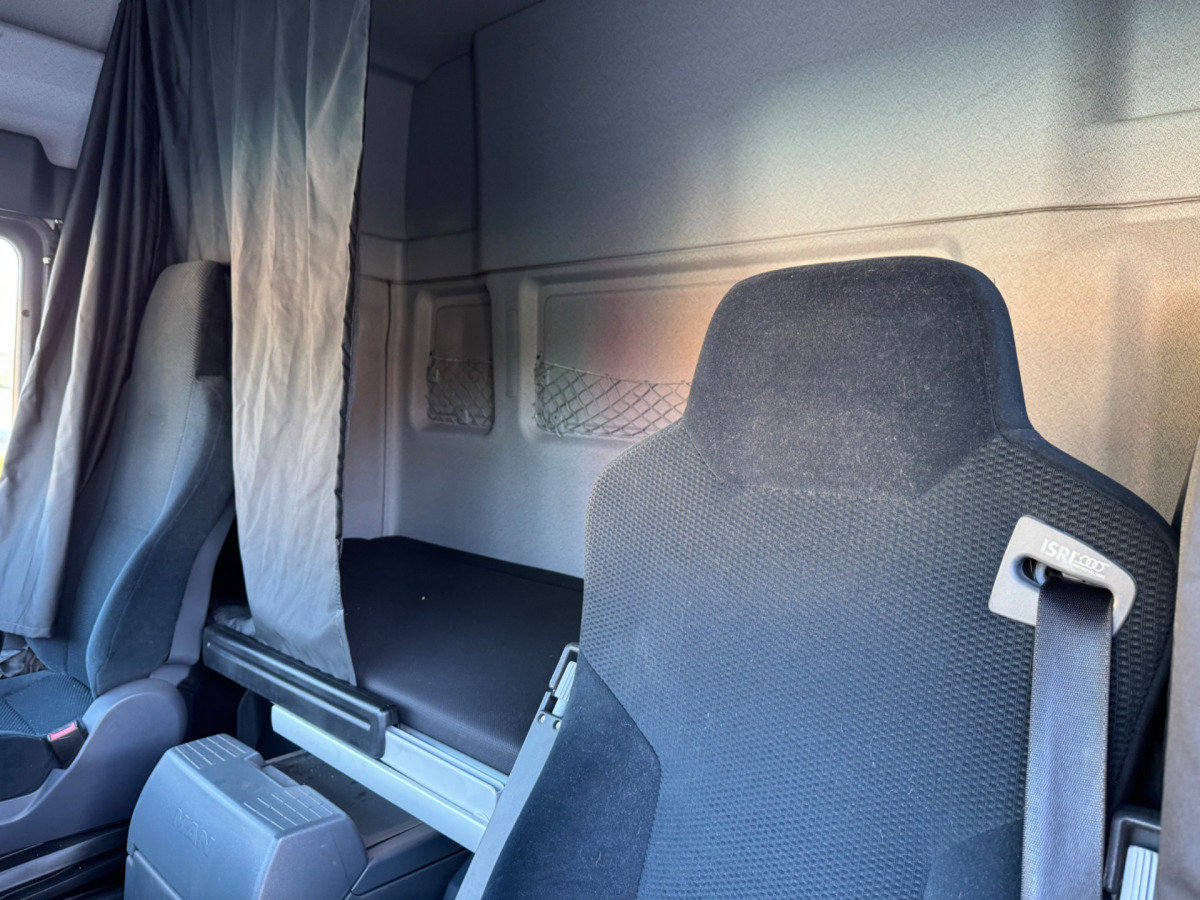 Nyergesvontató MAN TGX 18.440 C0712: 11 kép.