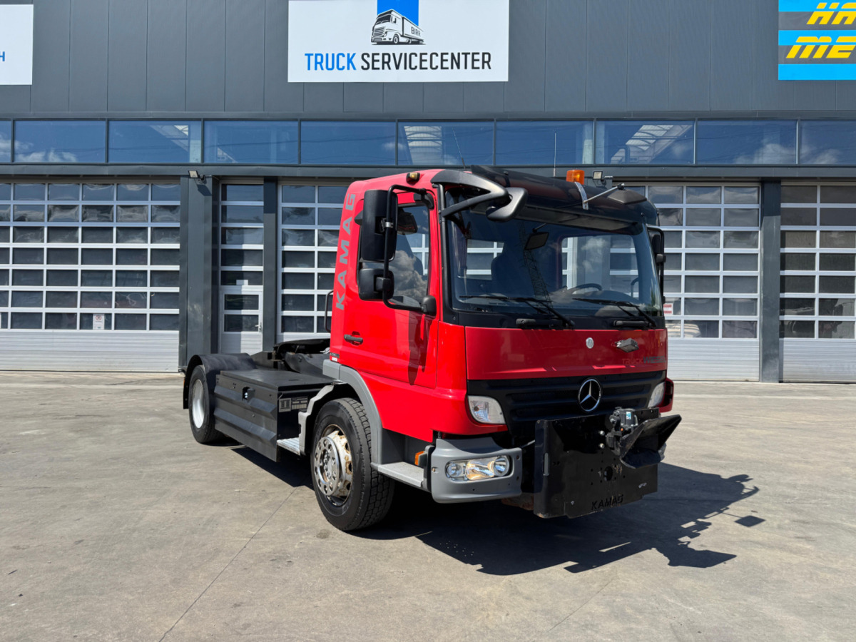 MERCEDES Kamag Truck Wiesel - Nyergesvontató: 3 kép. MERCEDES Kamag Truck Wiesel - Nyergesvontató: 3 kép.