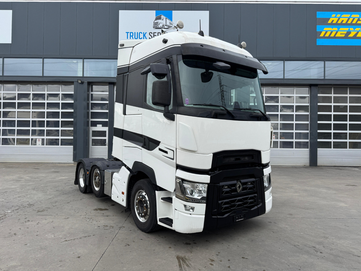 RENAULT T520 6x2 70.000KG - Nyergesvontató: 3 kép. RENAULT T520 6x2 70.000KG - Nyergesvontató: 3 kép.