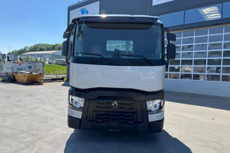 Renault T460 4x2 Retarder - Nyergesvontató: 5 kép. Renault T460 4x2 Retarder - Nyergesvontató: 5 kép.
