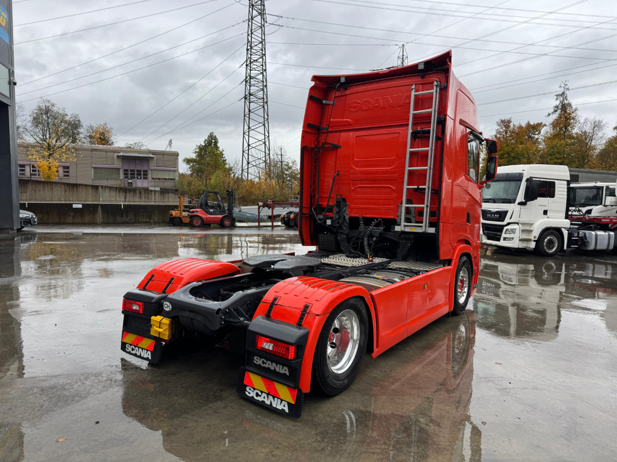 SCANIA S500 4x2 2 Tank 1000L - Nyergesvontató: 5 kép. SCANIA S500 4x2 2 Tank 1000L - Nyergesvontató: 5 kép.